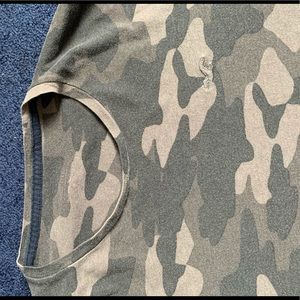 Hollister Camo T-shirt